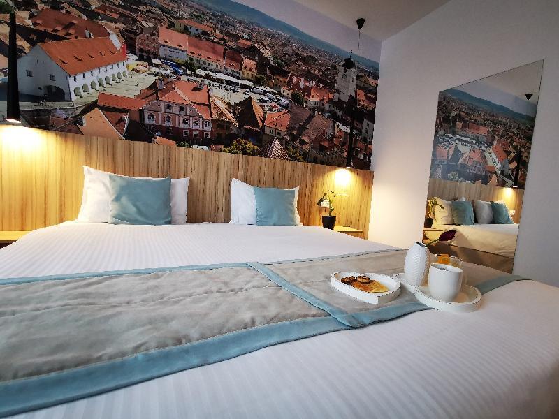 Hotel Ymy Boutique 4*